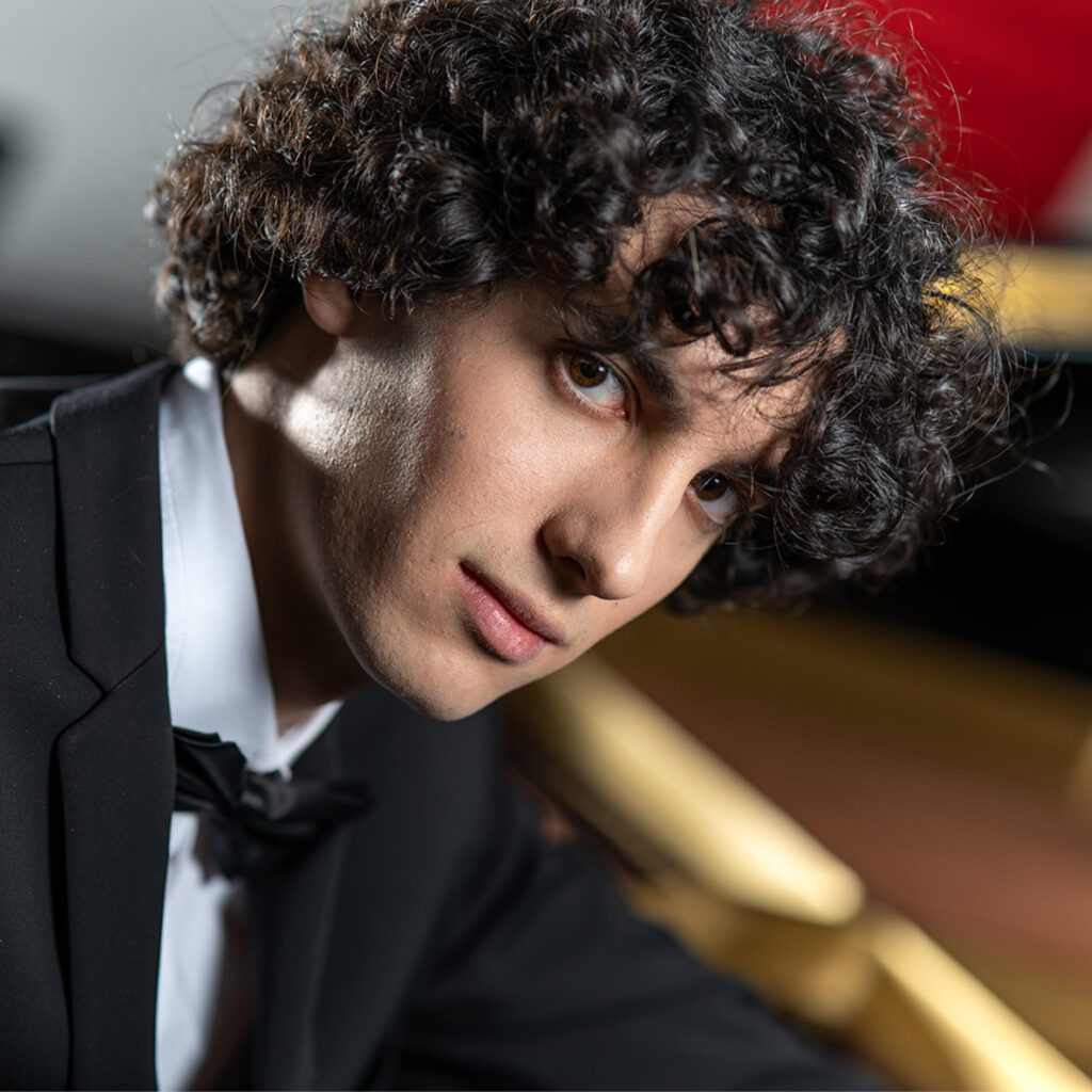 Winners and Masters: Giacomo Menegardi  | Münchner Künstlerhaus